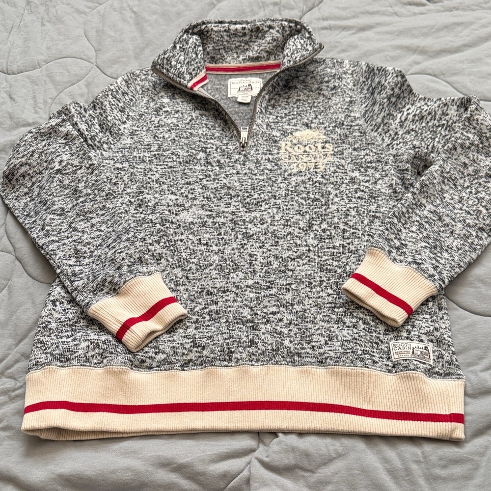 Roots Men's Black and Cream Zip-Up Sweater